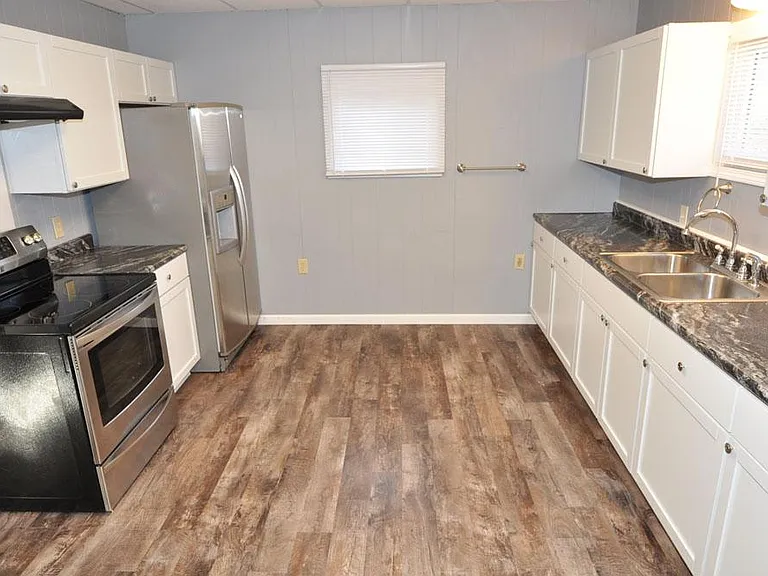 544 Fair Ave NW #A — Photo 2