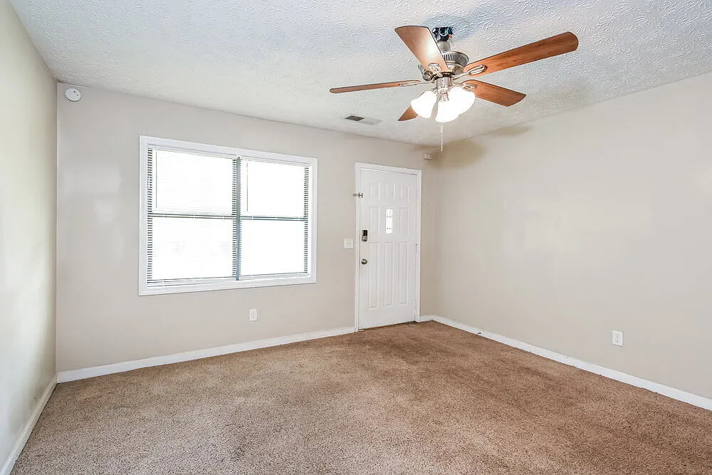 2 bed, 2.0 bath, 1008 sqft, $1,510 — Photo 4