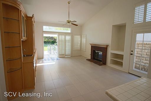 4th image of 27075 Littlefield Dr