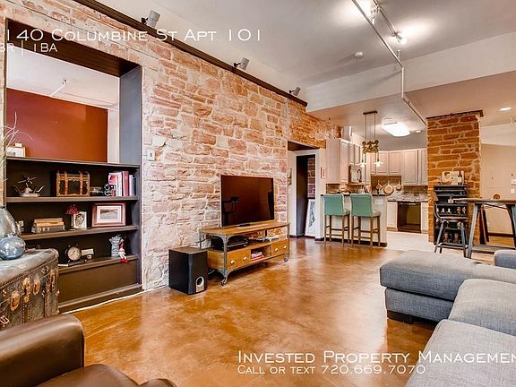 5th image of 1140 Columbine St APT 101