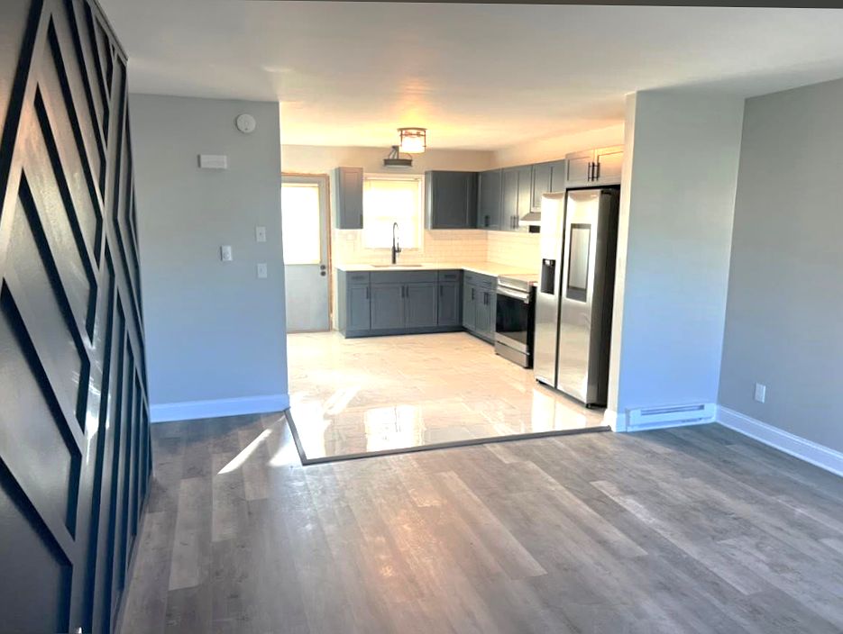 2nd image of 415 E North St APT 1