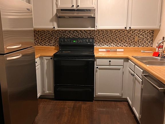 4th image of 2137 Tulip St