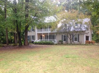 8001 Dorsett Downs Dr, Stokesdale, NC 27357