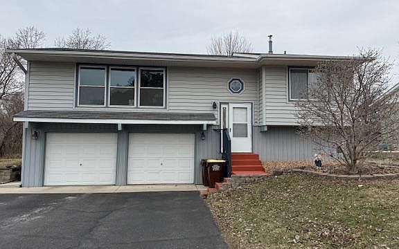 2nd image of 213 Jennifer Ln