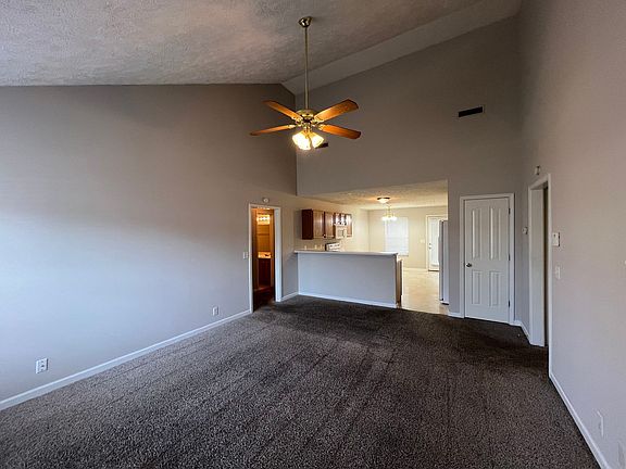 2nd image of 1425 Eastwoods Dr
