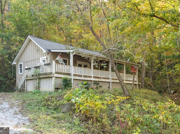166 Barnyard Ln, Clayton, GA 30525