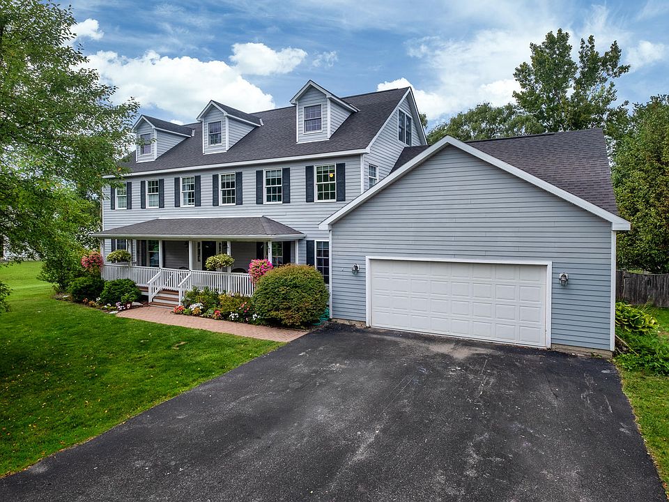 2nd image of 30 Candlewood Dr