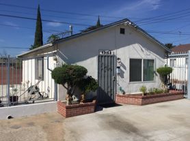 Cowan 4916-18 Elizabeth, 1 beds  1.0 baths (560 sqft)