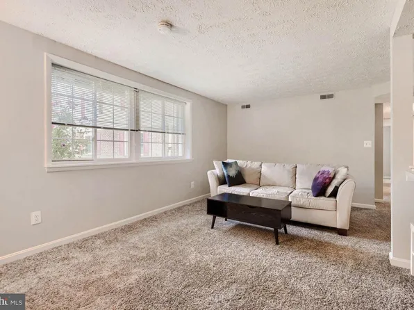 3503 Lochearn Ct APT A, Pasadena, MD 21122