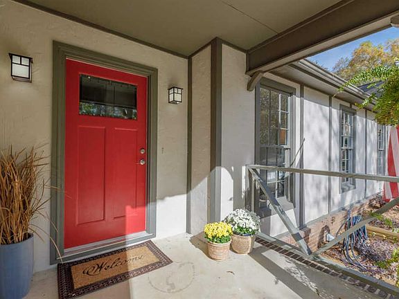 2nd image of 15006 Deaton Dr SE