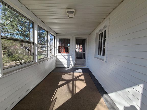 3rd image of 1321 W 111th St #2