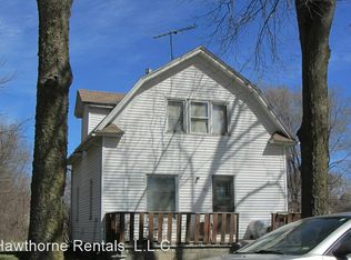 321 Albany St, Waterloo, IA 50703