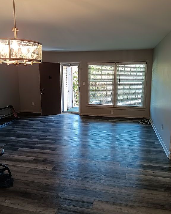 1st image of 4601 Coronado Dr