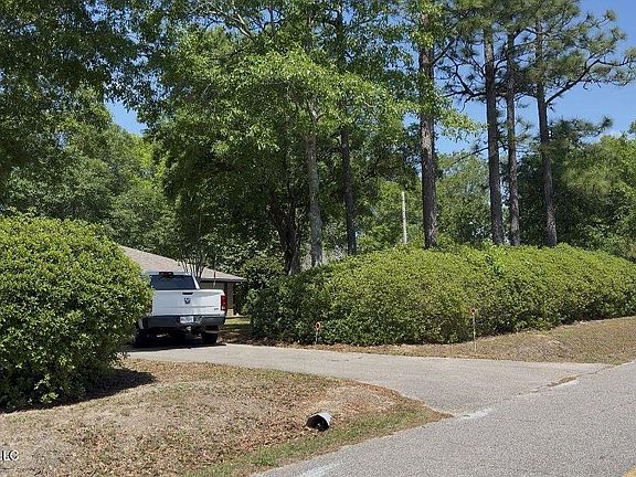 2nd image of 14143 Lumpkin Rd