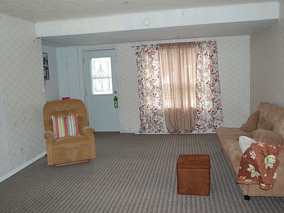 3rd image of 1329 Sherwood St