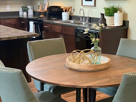 4th image of 2980 Creek Bend Dr APT 2209