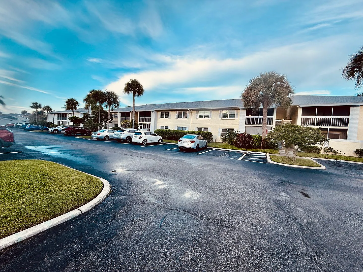 2br/2ba Condo In Palm Bay — Photo 2