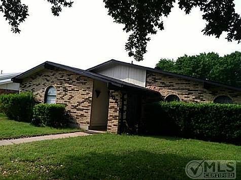 4th image of 5021 Pemberton Ln