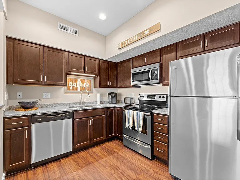 558 Colony Park Dr #301 — Photo 15