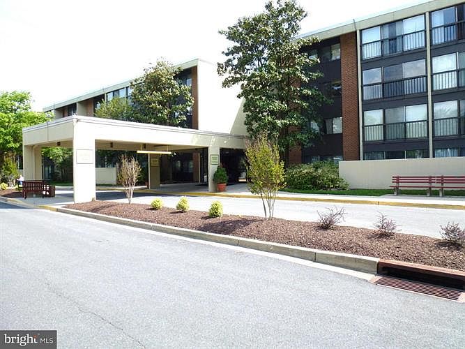 1st image of 2921 N Leisure World Blvd #1