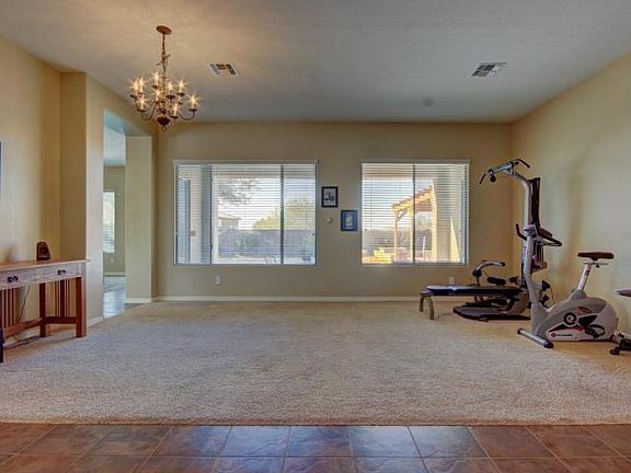 4th image of 39810 N Belfair Way