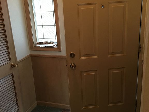 2nd image of 23620 Wildwood Ave