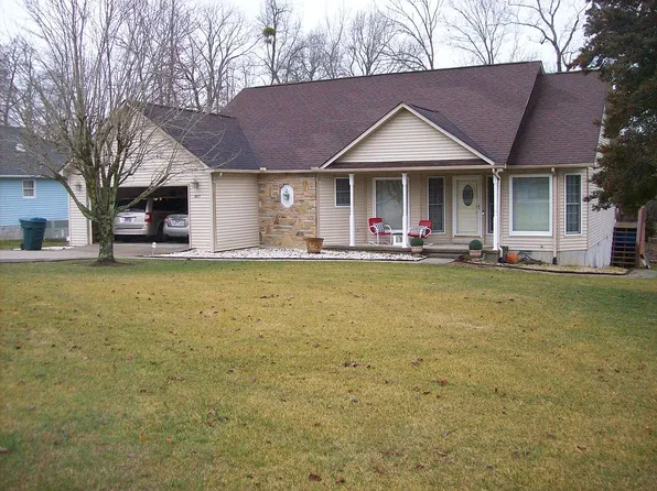 107 Kings Row, Crossville, TN 38571