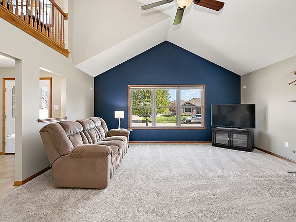 4th image of 1768 Samantha Ln