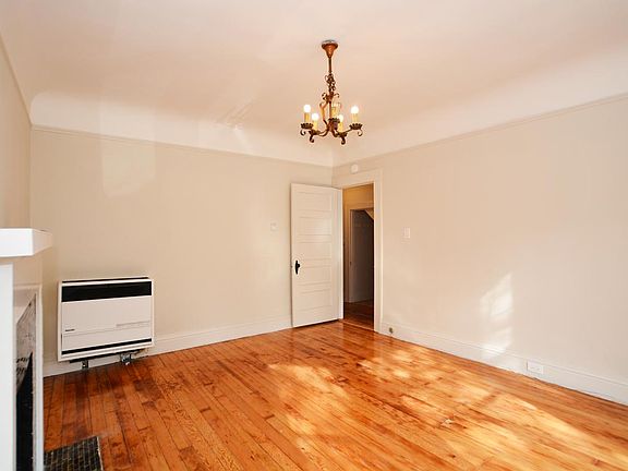 3rd image of 132A Carl St