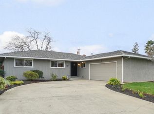 7320 Idle Wild Way, Sacramento, CA 95831