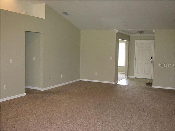 4th image of 164 Amber Blvd