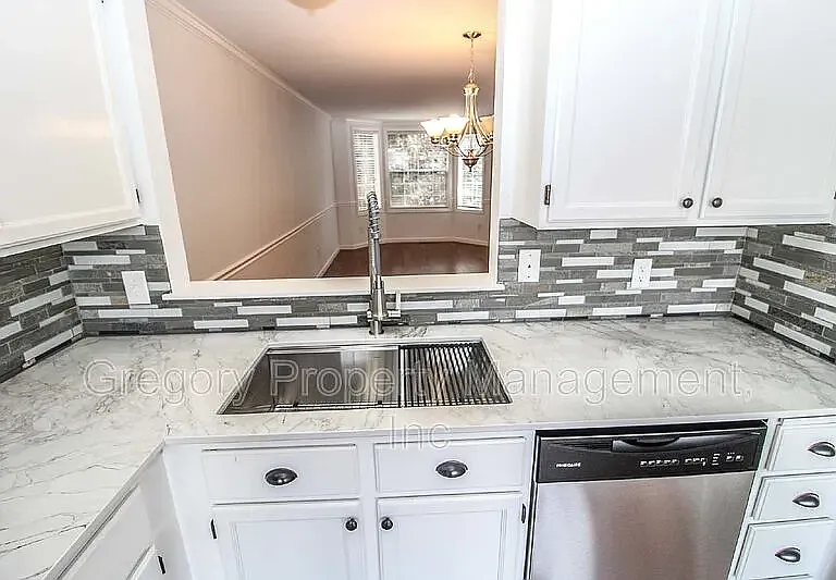 12824 103rd Pl NE #12824 — Photo 3