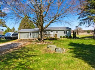 5176 Pratt Rd, Metamora, MI 48455