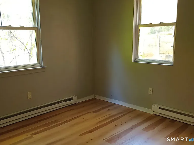 88 Olive St — Photo 7