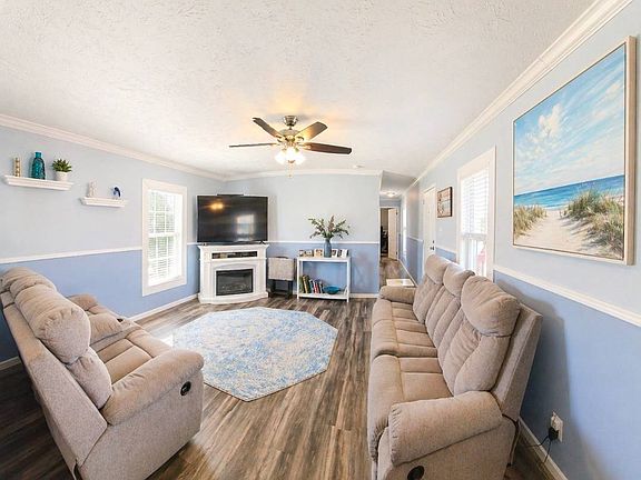 2nd image of 1725 Bulavista Ave