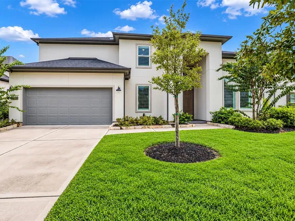80 Perennial Canyon Dr, Tomball, TX 77375