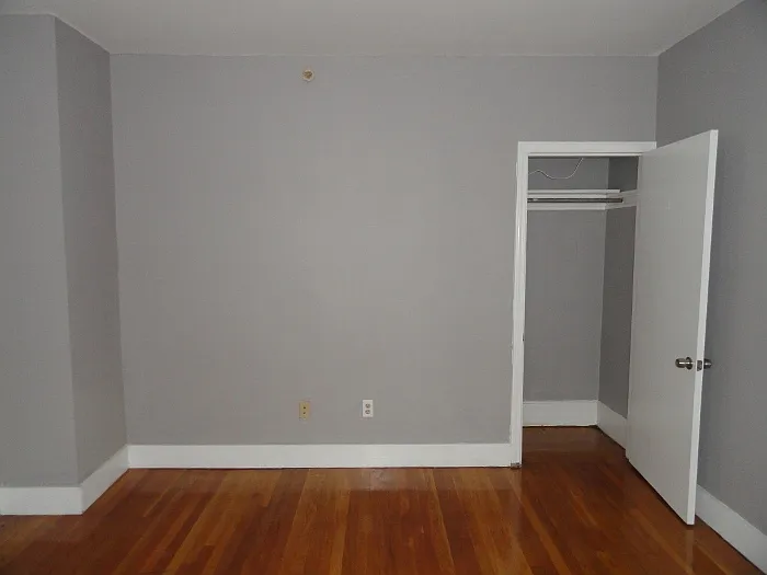 Hancock St — Photo 16