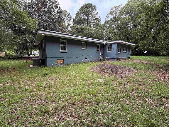 3rd image of 1207 Hampton Rd