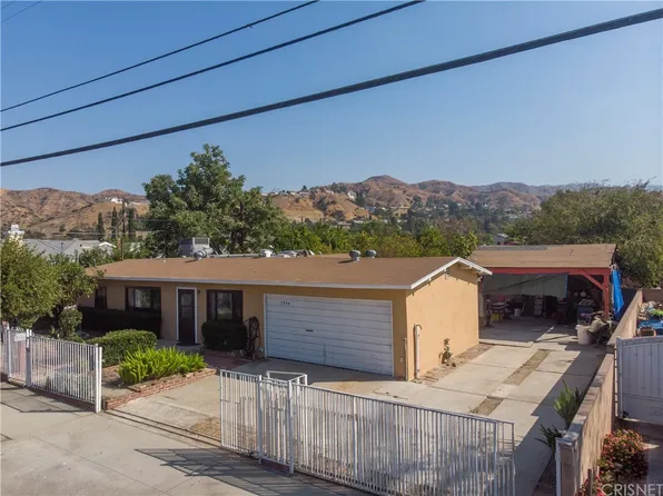 7954 Ledge Ave, Sun Valley, CA 91352