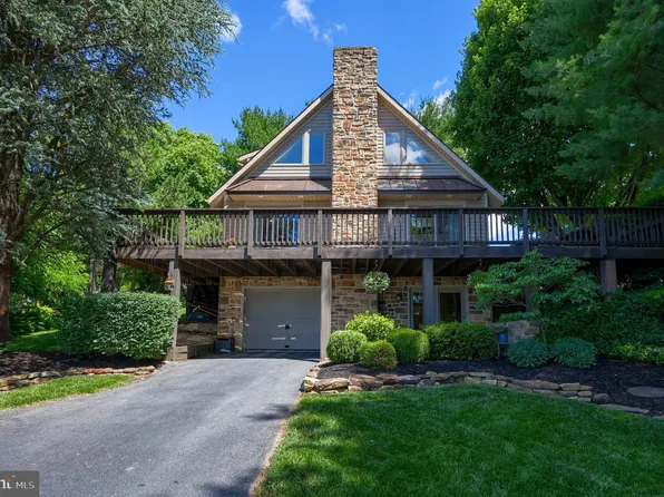 10 Echo Valley Dr, Ephrata, PA 17522