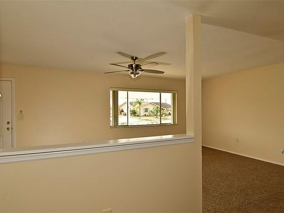 4th image of 705 Indian Wells Ave