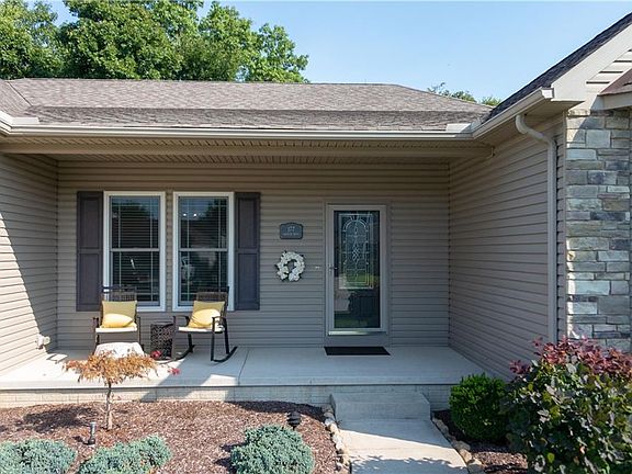 2nd image of 177 Granite Dr