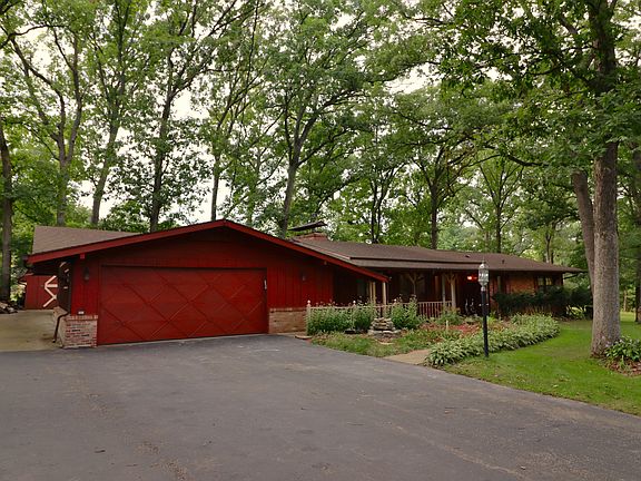 2nd image of 5416 Fernwood Ln