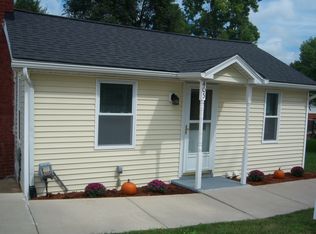 405 E North St, Fowlerville, MI