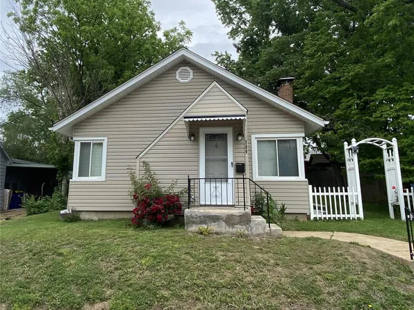 709 Cleveland Ave, Festus, MO 63028