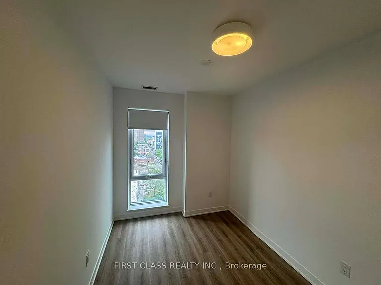 10 Oak St #1202 — Photo 6