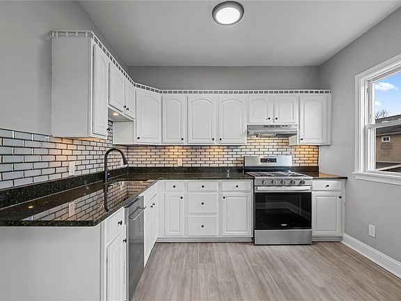 2nd image of 519 Lacock St