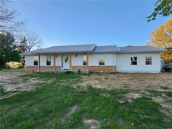 41 Home Ct, Harrison, AR 72601