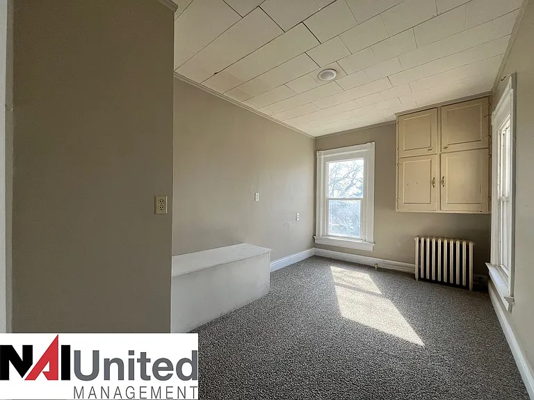 1524 Grandview Blvd — Photo 3