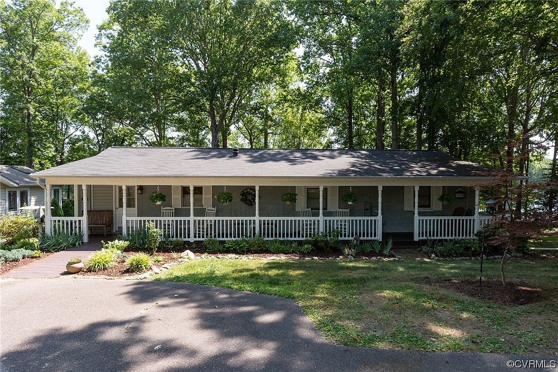 320 Lake Caroline Dr, Ruther Glen, VA 22546 MLS 2315711 Zillow